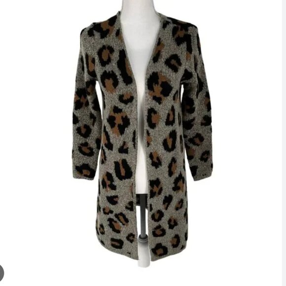 Fortune & Ivy Karrie Long Sleeve Cardigan Leopard Print NWT - Picture 1 of 6